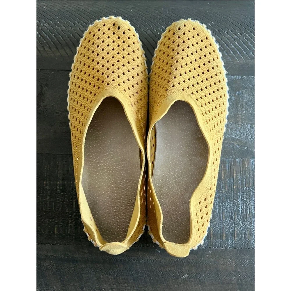 Ilse Jacobsen Tulip Slip On Shoes Womens EU 38 Yellow Laser Cut Comfort Flats